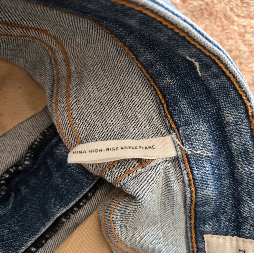 Rag And Bone Nina High-Rise Ankel Flare Jeans.